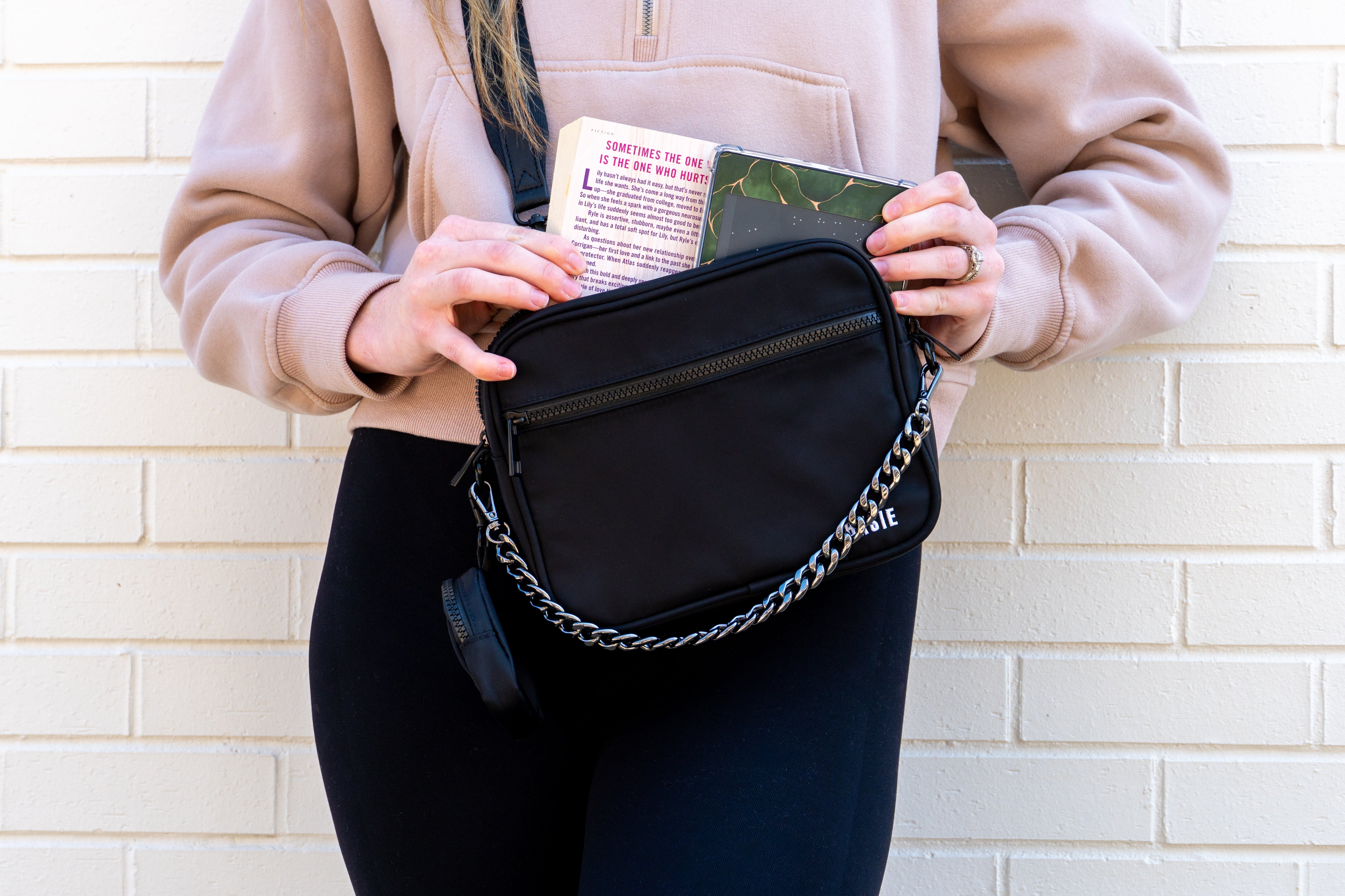 BXSIE brand book Kindle bag purse, front view, black